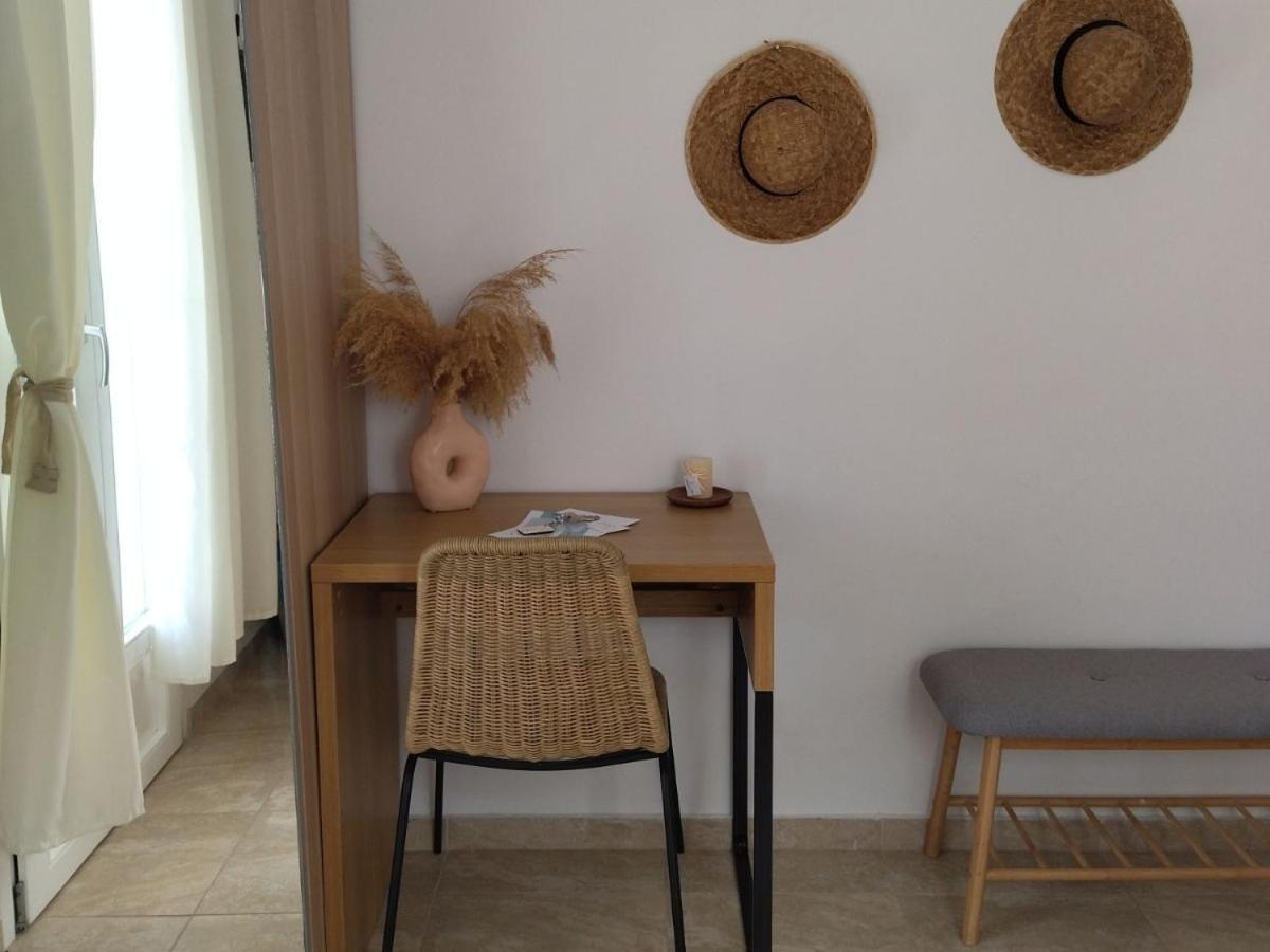 Gaia Serifos Apartments Rámos Pokoj fotografie